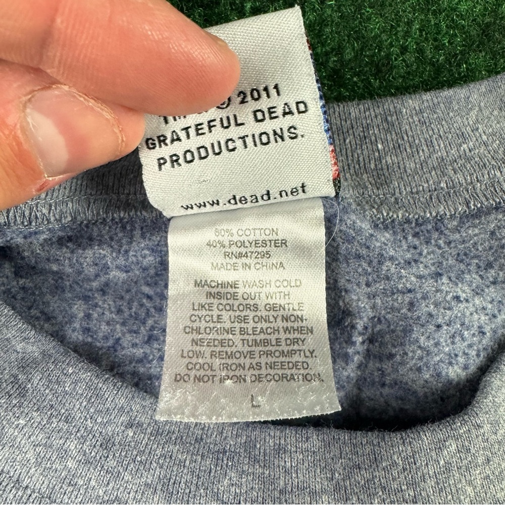 Grateful Dead Sweatshirt Adult Large Blue Gray Sweater 2011 (See Measurements) - Picture 7 of 10